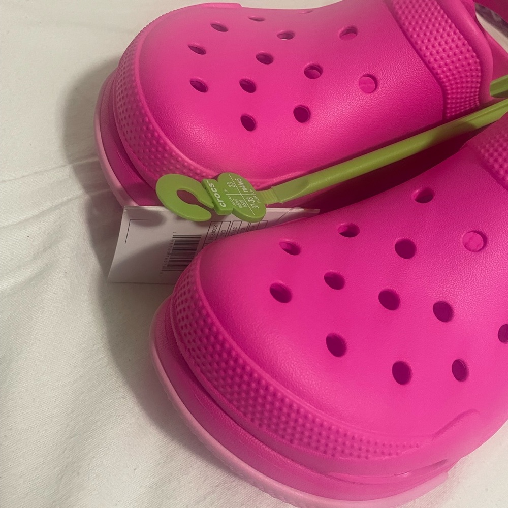 Crocs Women’s Bubble Crush Clogs